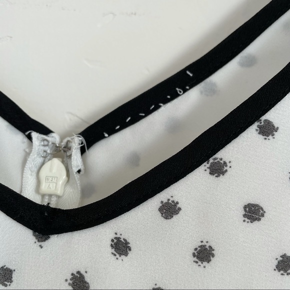 BCBGeneration Y2K Lace Trimmed Casual White Black Dot Sleeveless Mini Dress - Picture 9 of 14